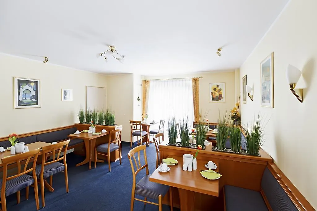 Hotel Blutenburg Munich 3*,  Germany